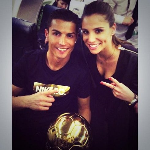 Cristiano y Lucía, tras la entrega del balón de oro. : @lucia_villalon