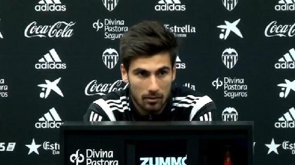 André Gomes: «El Sevilla no es el único gran rival que tenemos para jugar Champions»