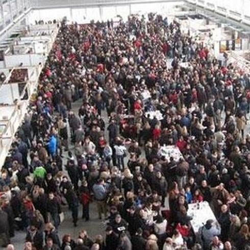 La Feria del Embutido de Requena, bajo la nieve