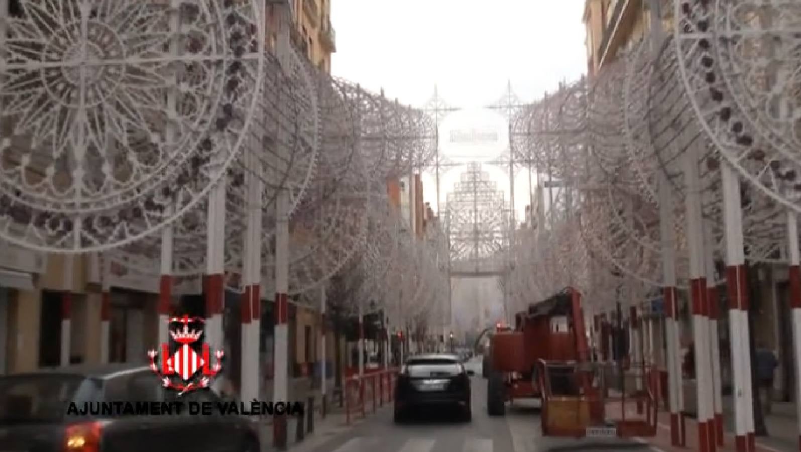 Ruzafa se prepara para los encendidos inaugurales de sus fallas.