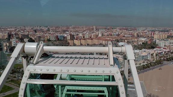 ¿Cómo se ve Valencia desde la noria más grande de Europa?