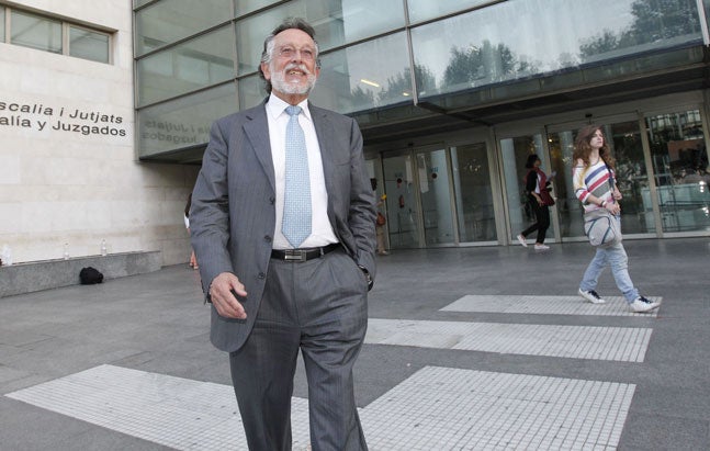 Alfonso Grau presenta su dimisión