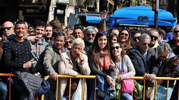 Fallas 2015: Búscate en la mascletà del martes 17 de marzo