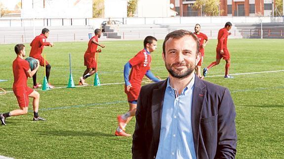 Toni Hernández, en un entrenamiento del Huracán.