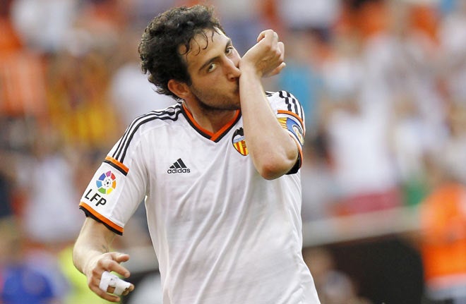 Parejo celebra su gol ante el Eibar en Mestalla.