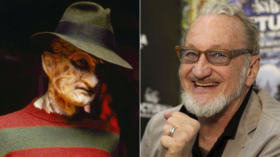 El mítico personaje del cine de terror, Freddy Krueger (i), y el actor Robert Englund (d).