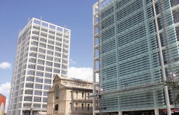 Complejo administrativo Nou d'Octubre. :: IRENE MARSILLA