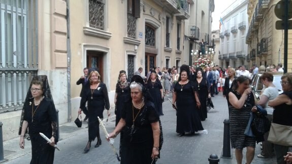La procesión fue uno de los actos más multitudinarios. :: lp