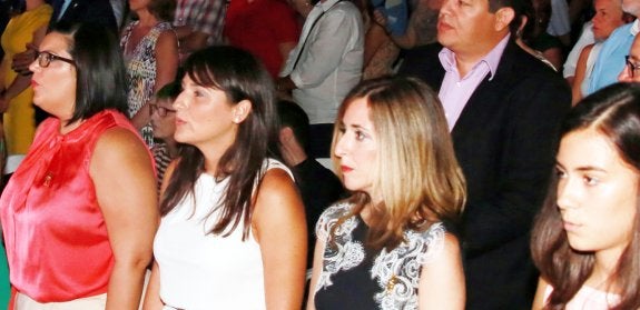 Compromís permite que cada miembro del partido actúe «como crea» ante el himno regional