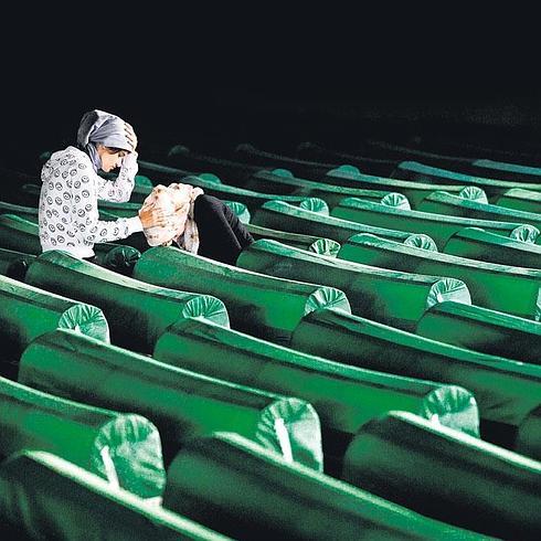 Todos los 11 de julio desde 2003 se celebra un funeral masivo con los restos de las víctimas identificadas.