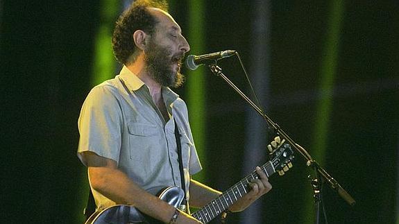 Jota, de Los Planetas, durante su concierto en el FIB.