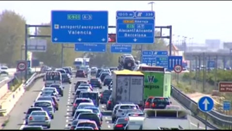 Atasco en una carretera de Valencia.