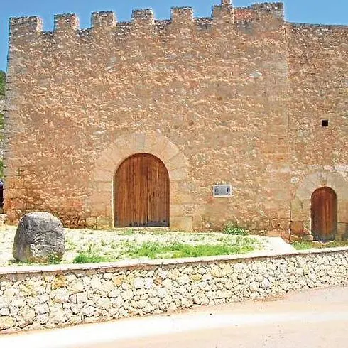 Ermita Fortificada. En la actualidad, esta construcción es la sede del museo Fortificaciones de Cabanes.