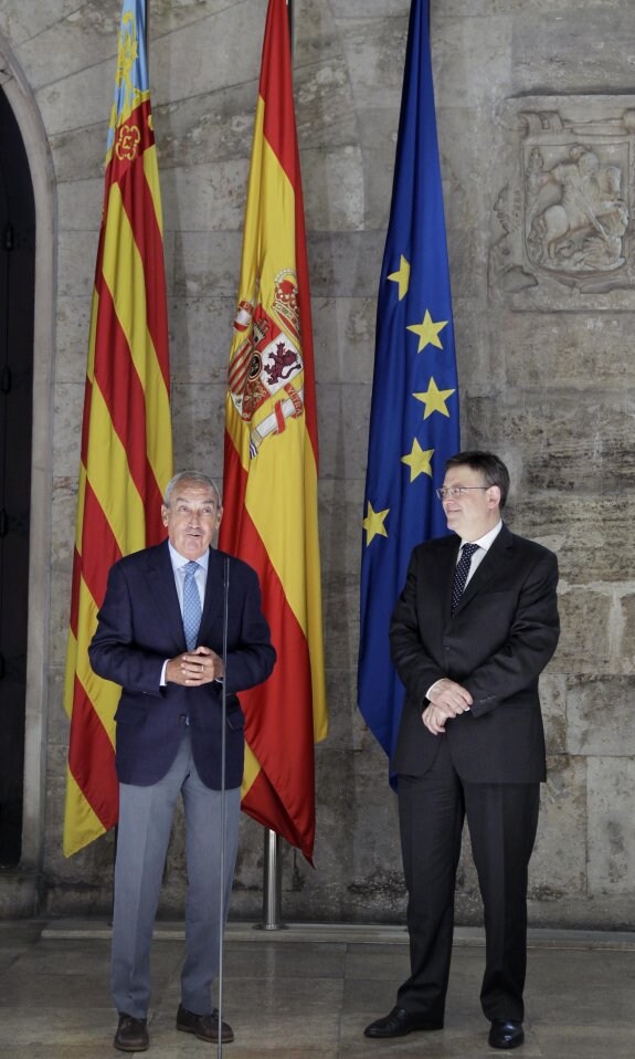 Federico Félix y Ximo Puig, ayer, en el Palau de la Generalitat. :: lp