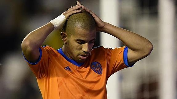Feghouli lamenta una ocasión ante el Rayo Vallecano.