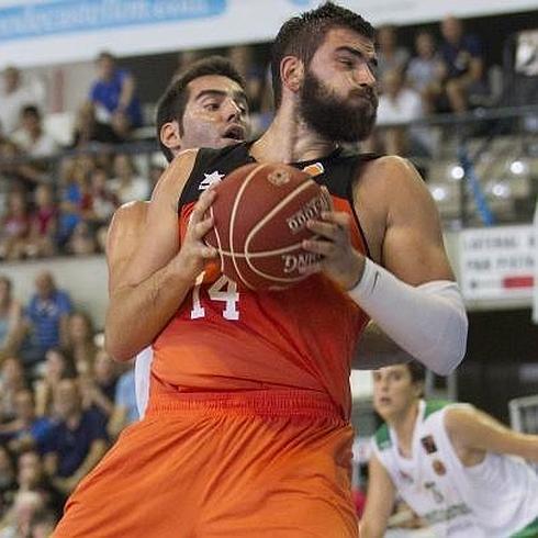 Dubljevic, en una acción del partido. 