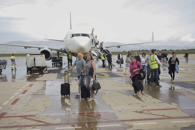 Primer vuelo que aterrizó en el aeropuerto de Castellón.