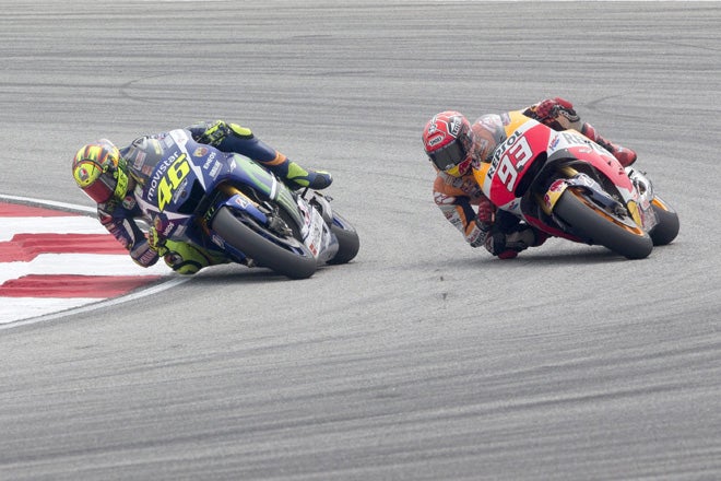 Rossi (izquierda) y Márquez (derecha), antes del incidente.