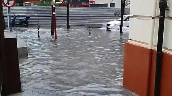 Barrancos, calles y cauces inundados en la Safor y la Marina