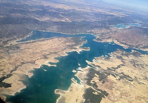 Imagen aérea de los embalses de Entrepeñas y Buendía, en la cabecera del Tajo.