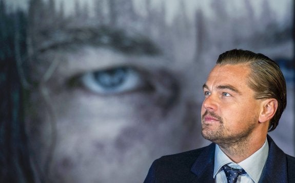 Leonardo DiCaprio opta por sexta vez a un Oscar por 'El renacido', filme nominado en 12 categorías. :: efe