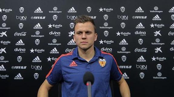 Denis Cheryshev, durante su presentación oficial.