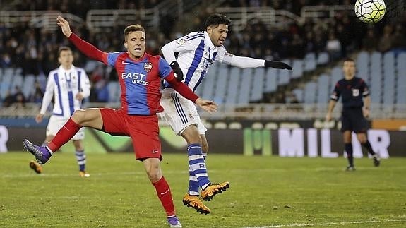 Toño, durante el partido contra la Real Sociedad.