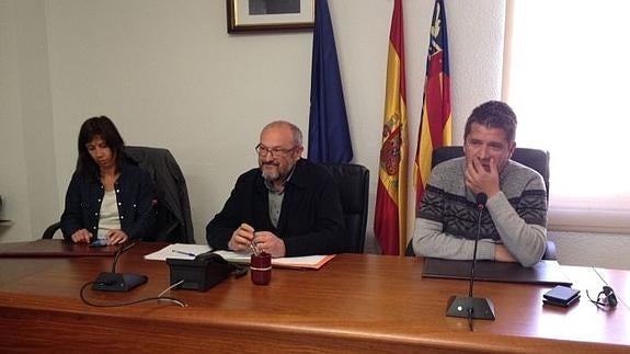 El alcalde de Benitatxell, compareciendo.