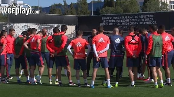 Ayestarán ensaya un once sin Mustafi