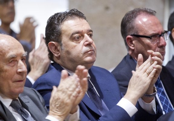 Los diputados nacionales del PPCV Gerardo Camps y Juan Vicente Pérez. :: damián torres