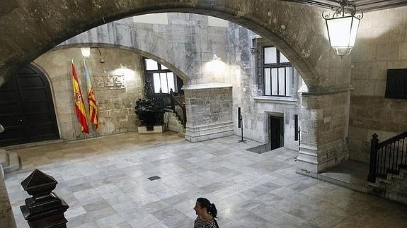 Ximo Puig desvela que José Císcar encargó a detectives investigar si había micrófonos en la Generalitat