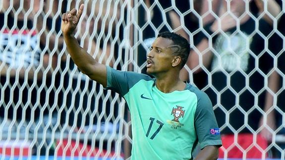 Nani se presenta el jueves en Mestalla
