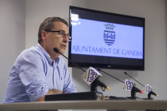 Salvador Gregori durante la rueda de prensa. :: àlex oltra