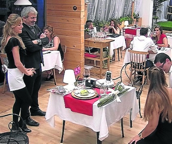 Sobera y los participantes. 