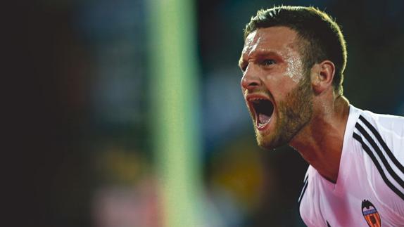 El hasta ahora defensa del Valencia CF Mustafi. 