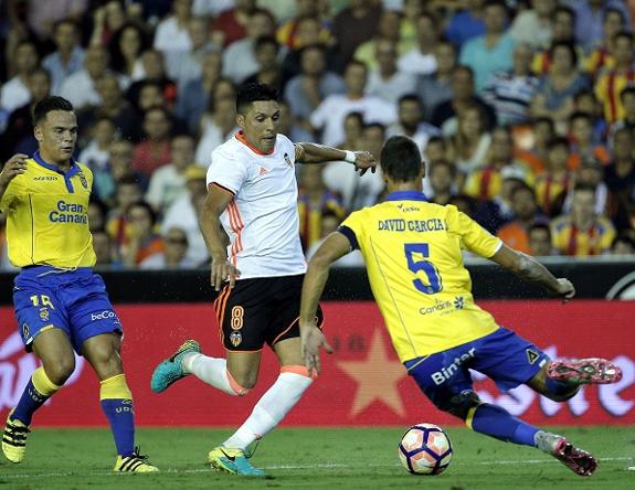  Mustafi gesticula ayer durante el entrenamiento, el que con casi total seguridad fue su último como valencianista. 