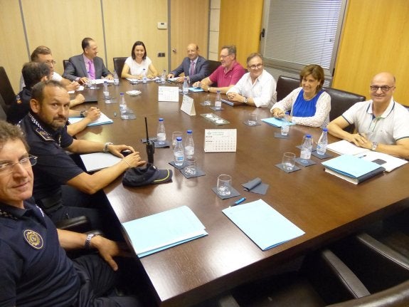 Reunión de la Junta Local de Seguridad del pasado mes de julio. :: lp