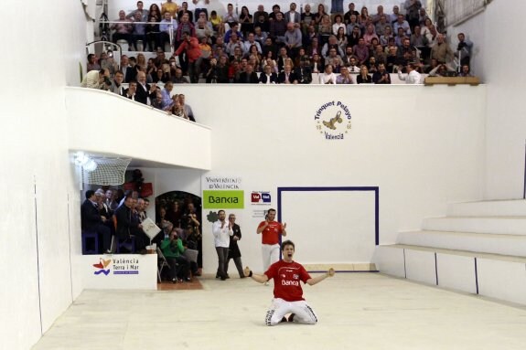 Soro III celebra la victoria en el Individual del año pasado. :: txema rodríguez