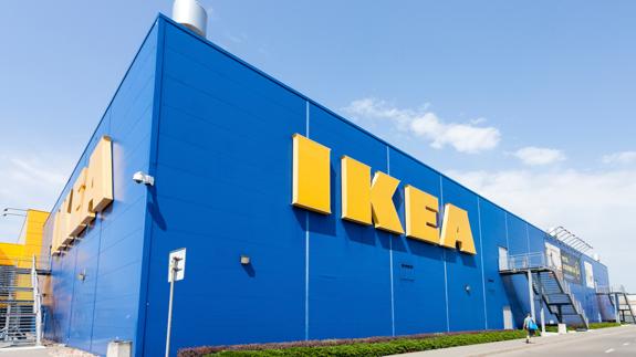 Ikea ensaya en su tienda de Alfafar  la venta online y  la extenderá a toda España este año