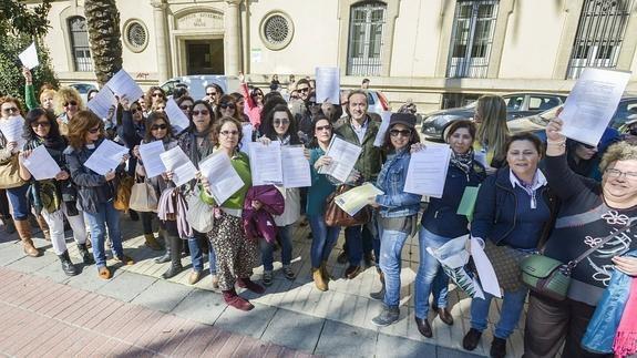 Sanitat abre un plazo de inscripción extraordinario en la bolsa de trabajo para médicos y enfermeros especialistas (ATS)