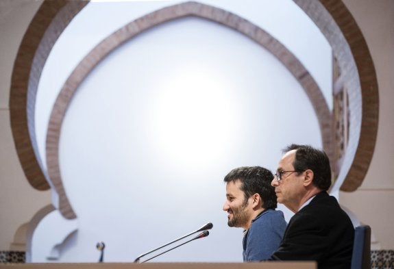 Los consellers Vicent Marzà y Vicent Soler. :: efe