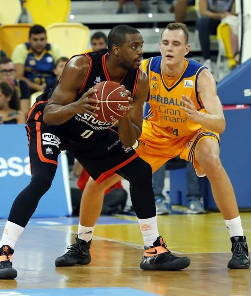 Valencia Basket asalta el pabellón canario