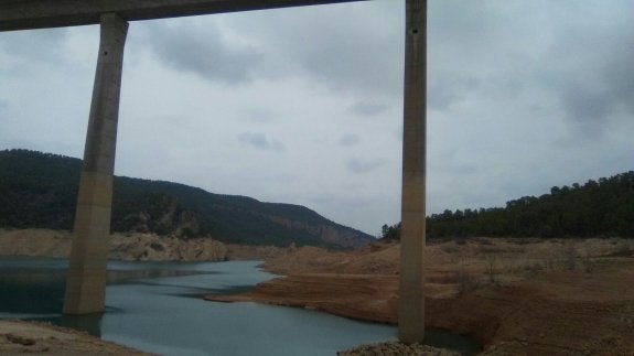 El embalse de Contreras, al 12% de su capacidad total. :: @Preven_IIFF_CV 