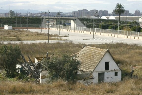 Los terrenos de la ZAL de Valencia en imagen de archivo. :: Damián torres