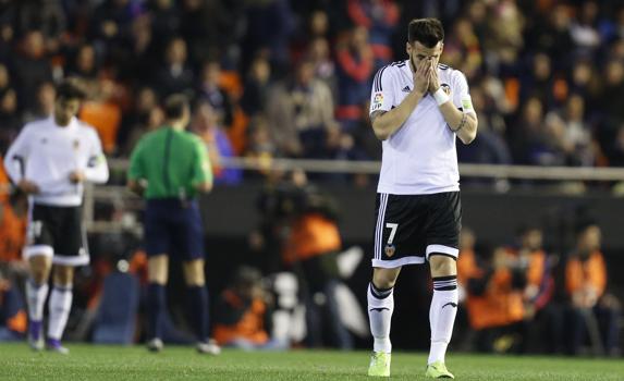 Álvaro Negredo, tras un partido con el Valencia CF.