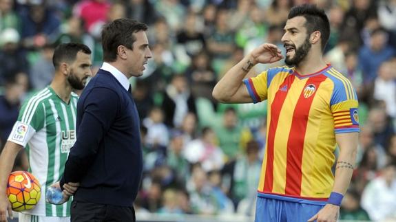 Negredo: «No te transmite lo mismo un entrenador que su traductor»