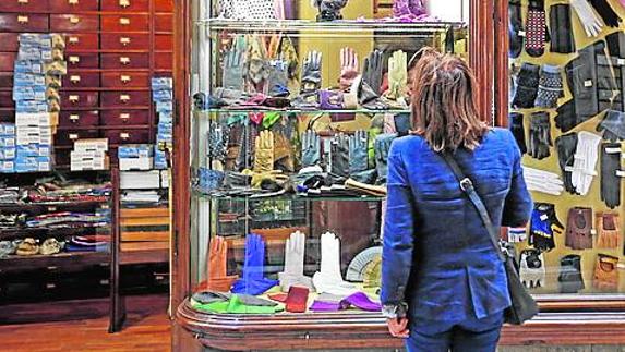 Se desploman las ventas de ropa de abrigo