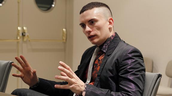 El organista estadounidense Cameron Carpenter, en una entrevista la semana pasada en Madrid.