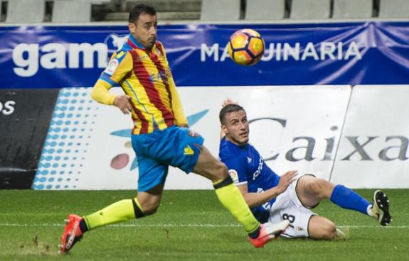 Michu y Pereira devuelven a la tierra al Levante (2-0)