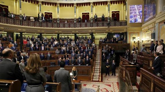 Iglesias, «orgulloso» de que Podemos se ausente del minuto de silencio